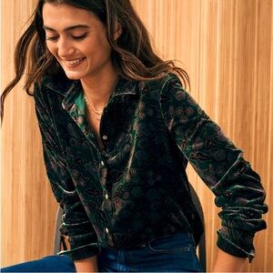 Faherty Stretch Silk Velvet Genevieve Blouse Pine Blossom Small